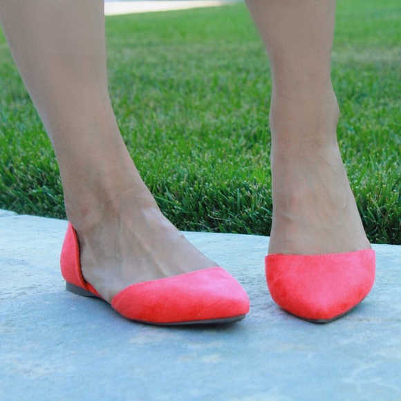 Coral Pink Pointy Toe Flats - Picture 6 of 6